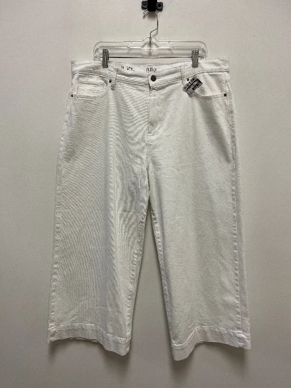 Jeans Cropped By Ana In White, Size: 18